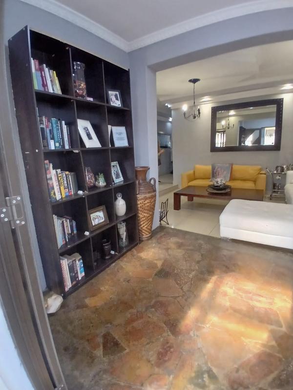 2 Bedroom Property for Sale in Parow Western Cape